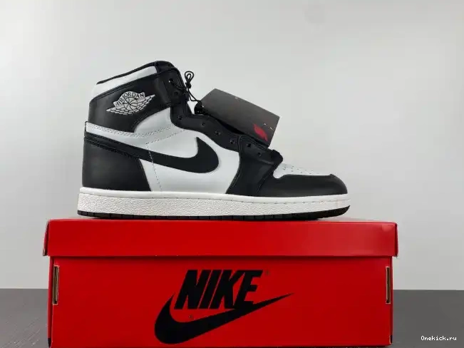 One Kick White High Black 85 (2023) Retro Jordan BQ4422-001 1 0613